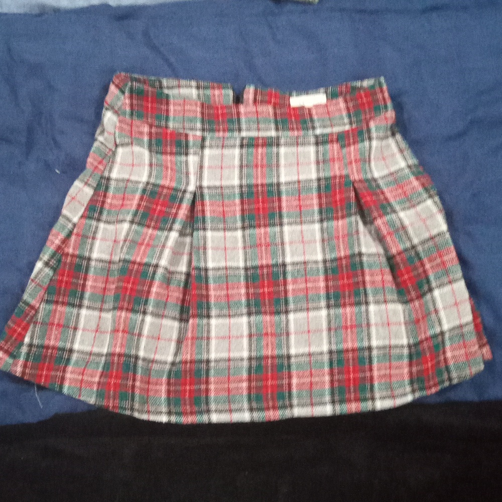 Matching Sweater/Skirt Set - Picture 3 of 4
